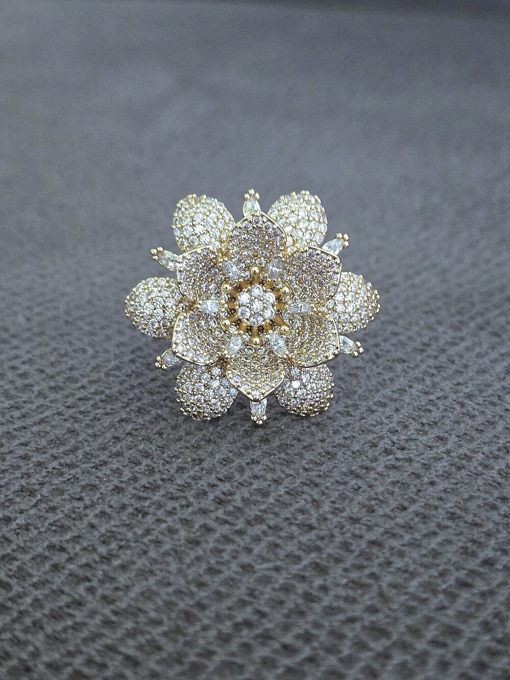 Eye👁 Candy🍭 Pave Crystal💎 Double✌️ Layered Flower🌸 "Bloom" Ring💍 - NWT - Picture 16 of 16